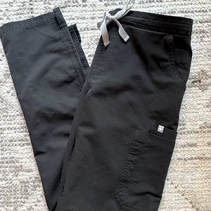 Yola skinny scrub pants